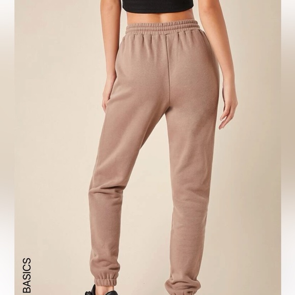 Drawstring Waist Solid Tan/Brown Sweatpants (women’s small) - Picture 2 of 5